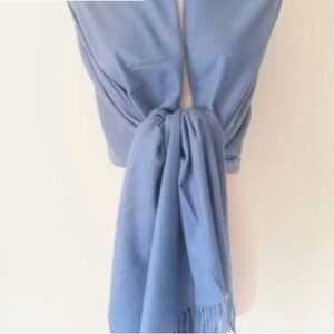Cozy Woven Cashmere Wrap Shawl Scarf Throw, new and unused, smoke free home